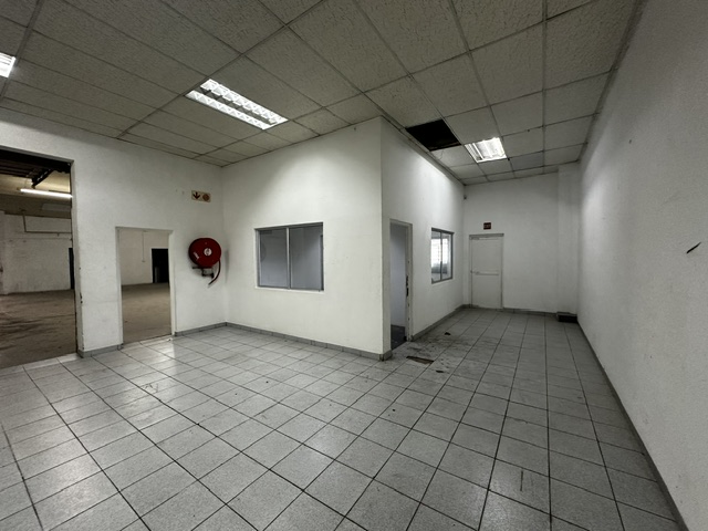 To Let Commercial Property for Rent in Paarden Eiland Western Cape